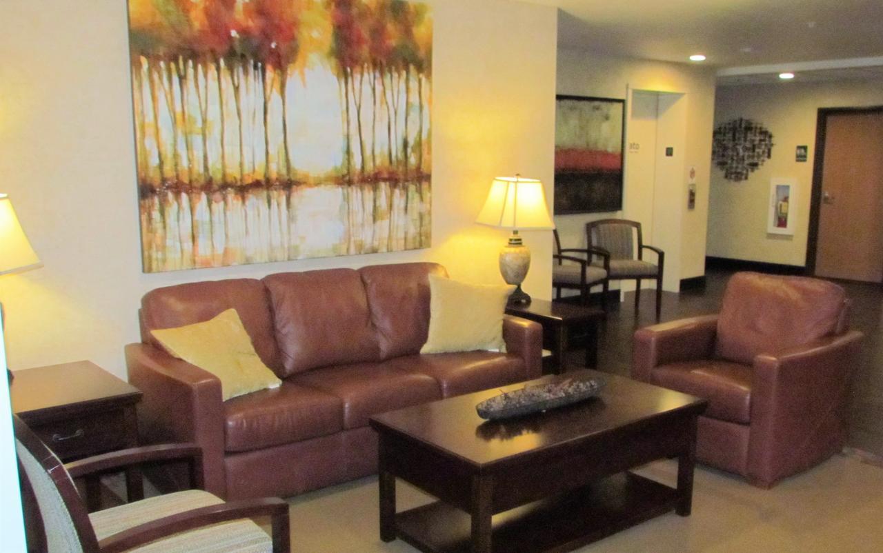 Canton Oak Hill Inn & Suites מראה חיצוני תמונה