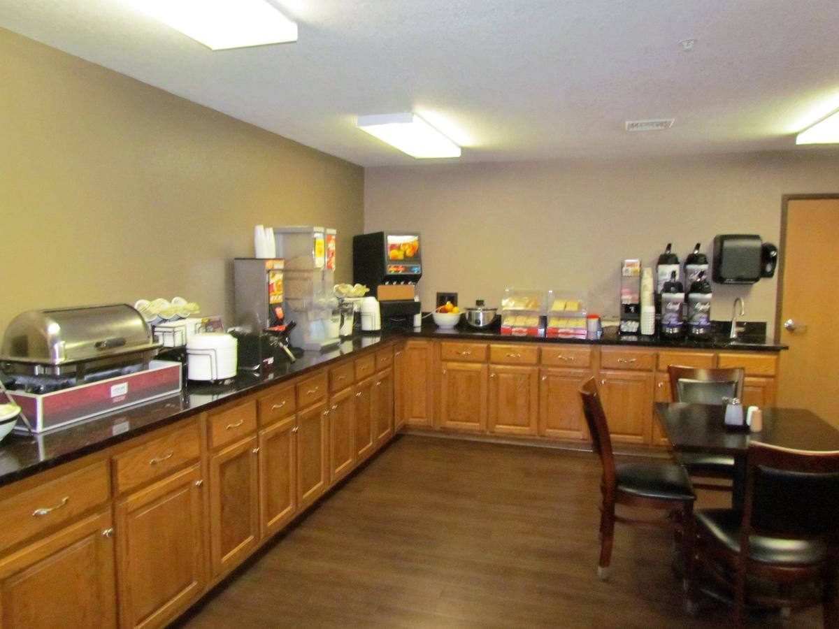 Canton Oak Hill Inn & Suites מראה חיצוני תמונה