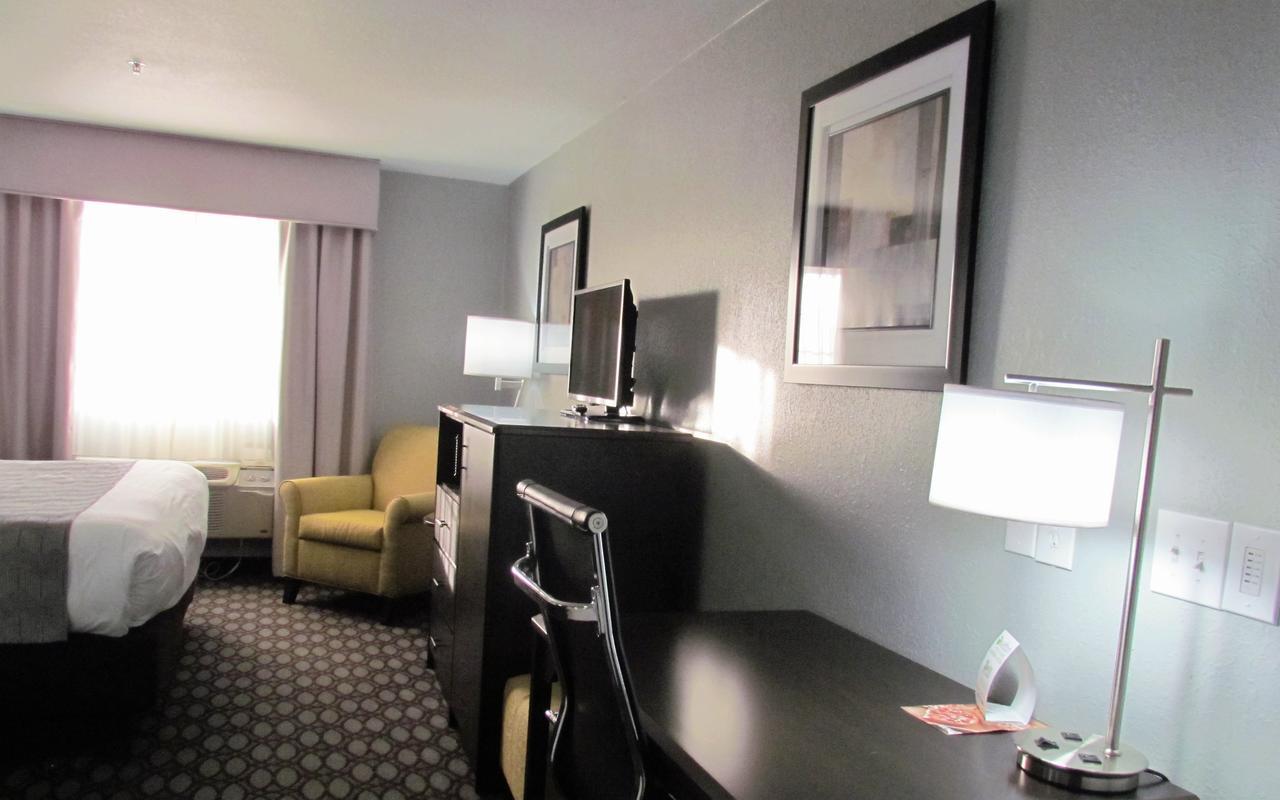 Canton Oak Hill Inn & Suites מראה חיצוני תמונה