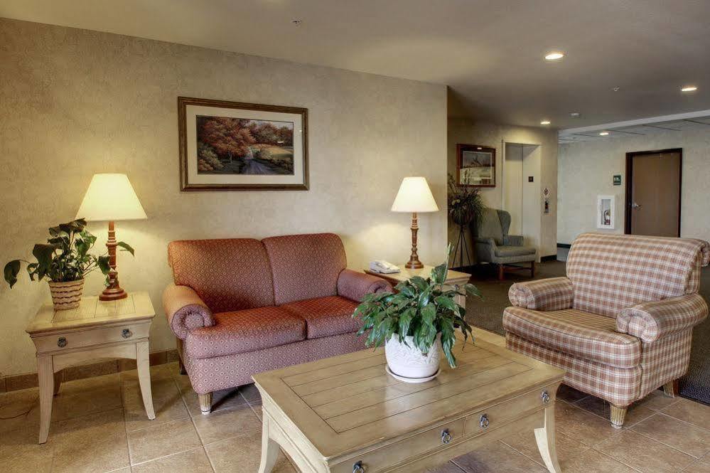 Canton Oak Hill Inn & Suites מראה חיצוני תמונה