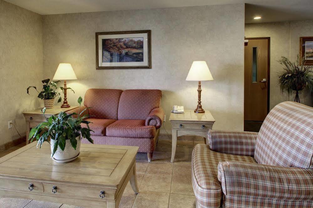 Canton Oak Hill Inn & Suites מראה חיצוני תמונה
